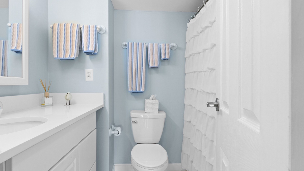 Photo of Bathroom in Ocean Park