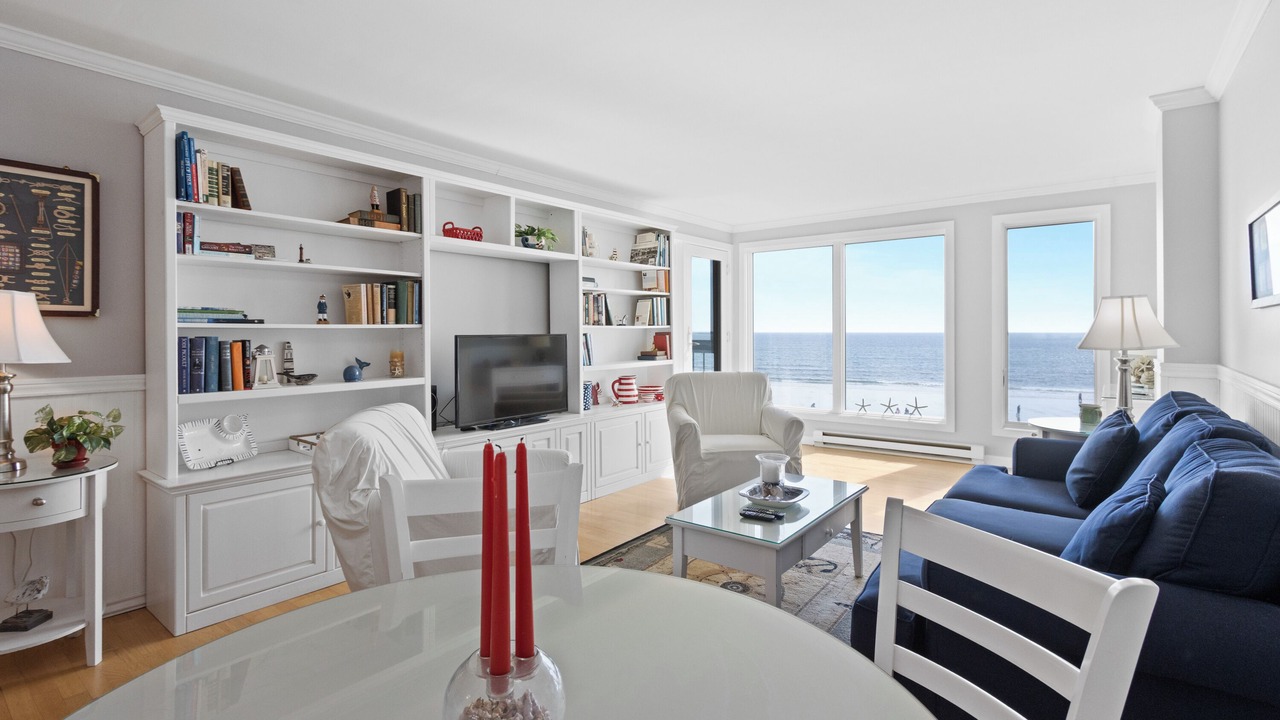 Photo of Livingroom in Ocean Park
