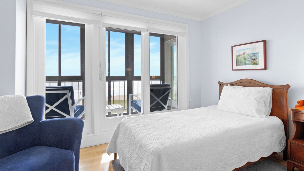 Photo of Bedroom in Ocean Park