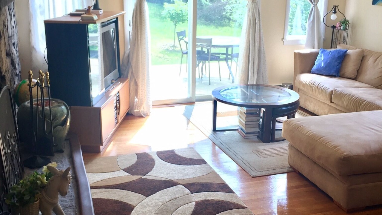 Photo of Livingroom in Wellesley