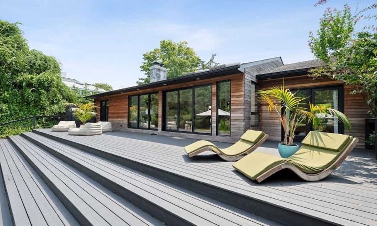 Photo of Patio Balcony in Noyack