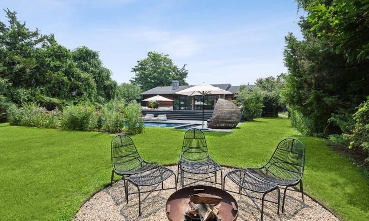Photo of Patio Balcony in Noyack