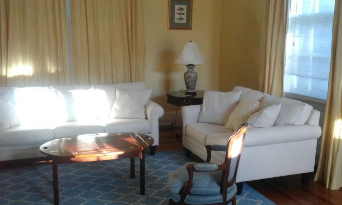 Photo of Livingroom in Top of the Hill