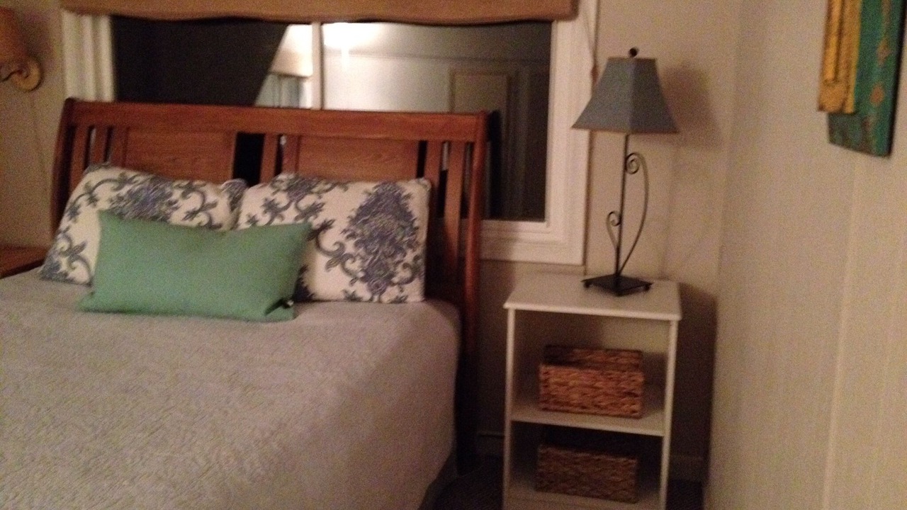 Photo of Bedroom in Waverly Beach