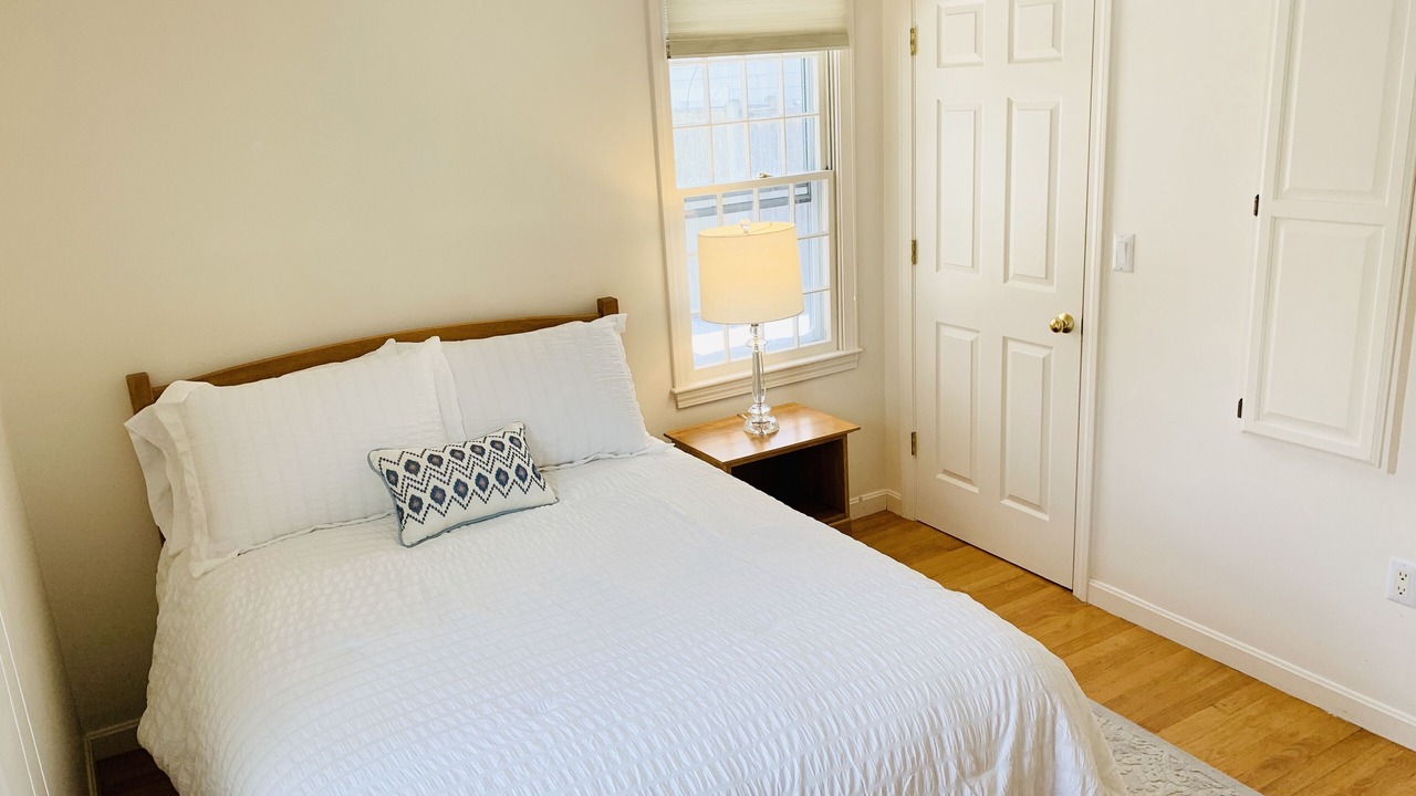 Photo of Bedroom in Brewster