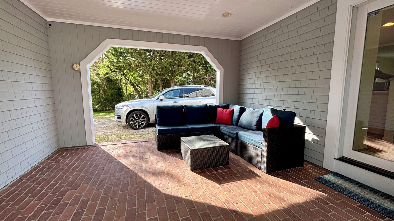 Photo of Patio Balcony in Brewster