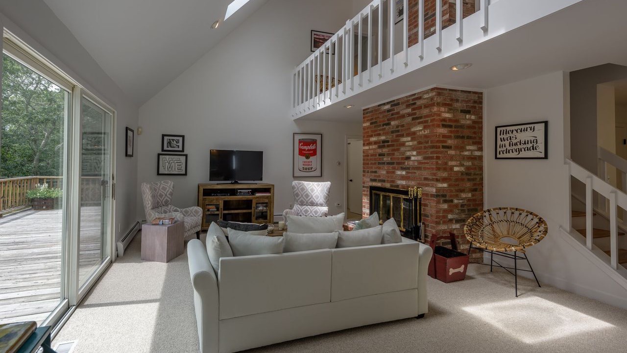 Photo of Livingroom in Vineyard Haven