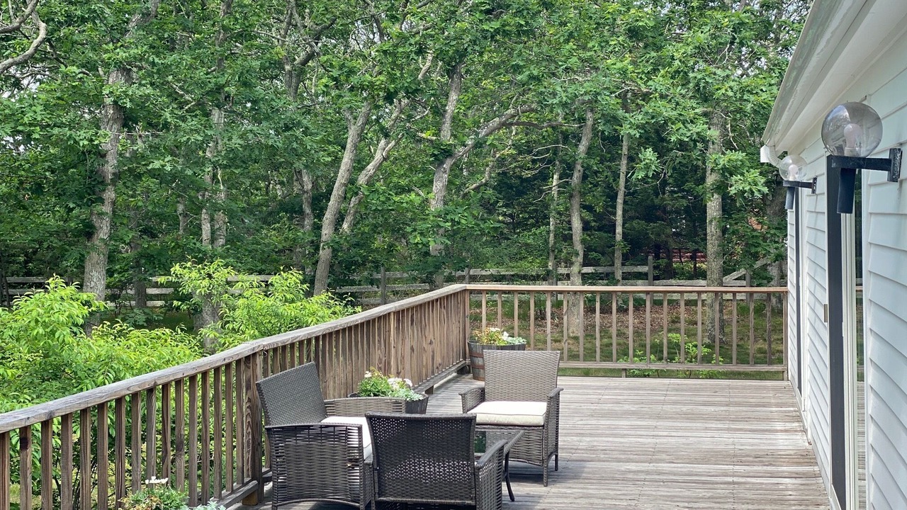 Photo of Patio Balcony in Vineyard Haven