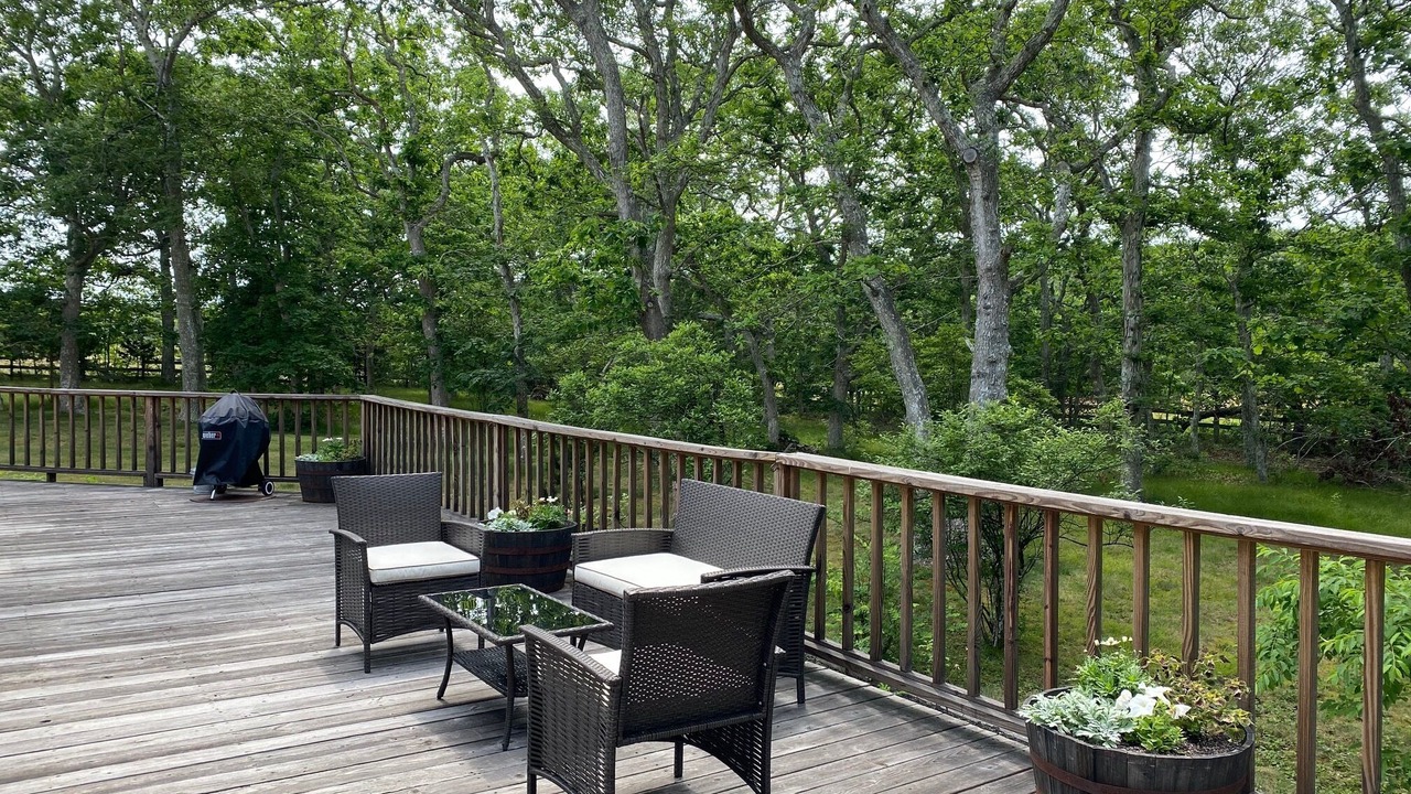 Photo of Patio Balcony in Vineyard Haven