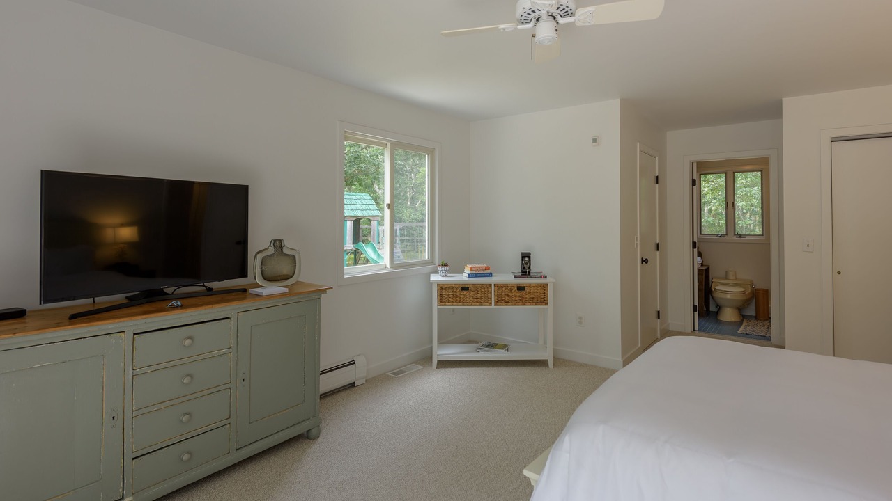 Photo of Bedroom in Vineyard Haven