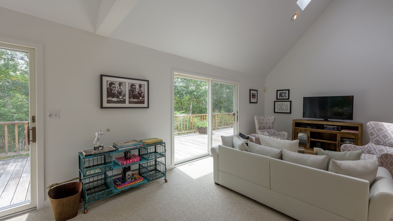 Photo of Livingroom in Vineyard Haven