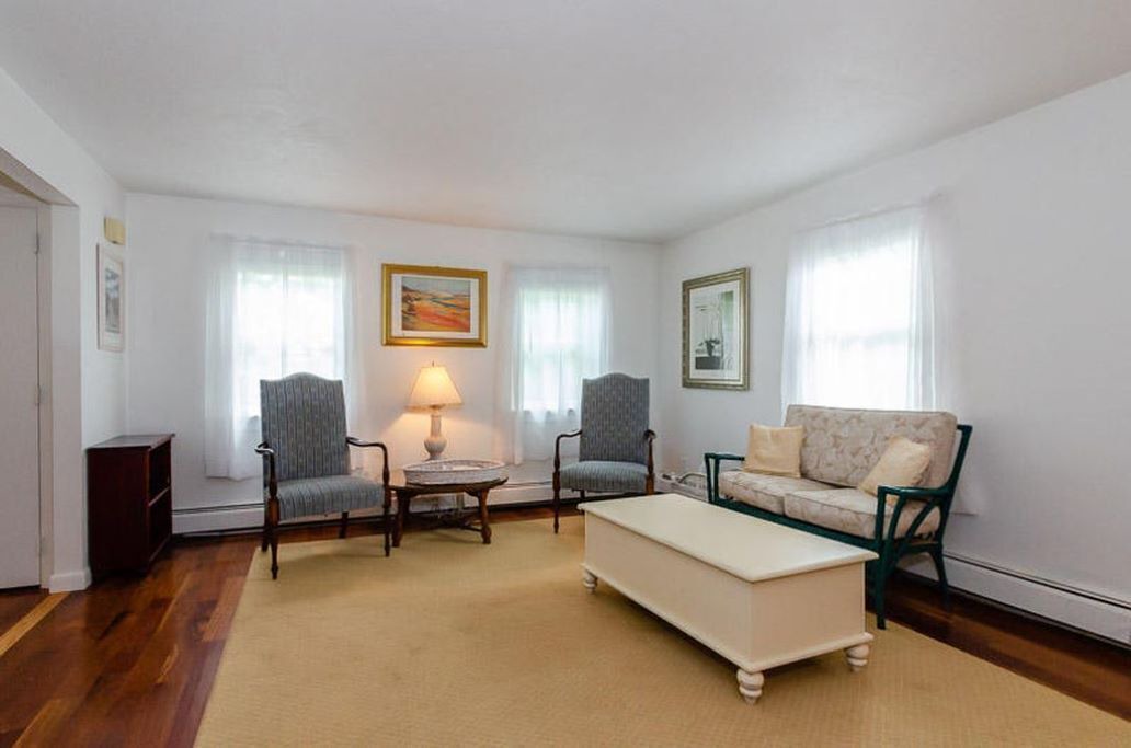 Photo of Livingroom in East Falmouth