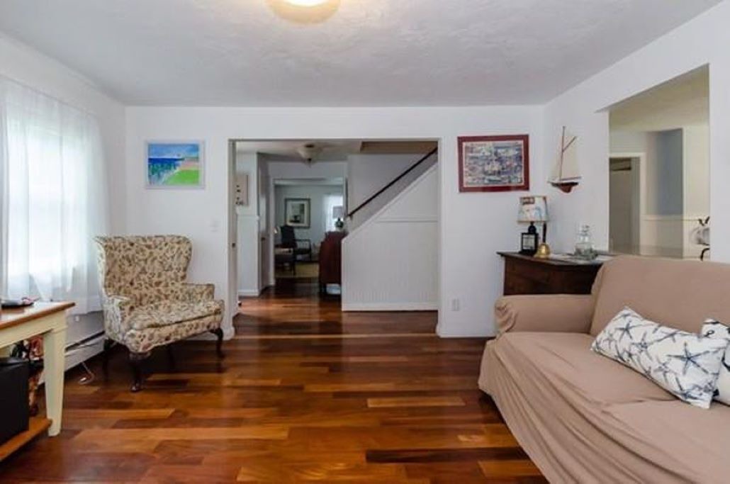 Photo of Livingroom in East Falmouth
