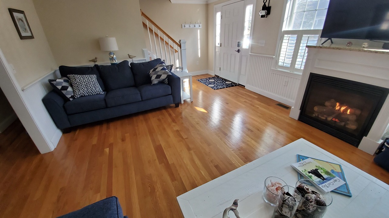 Photo of Livingroom in East Harwich