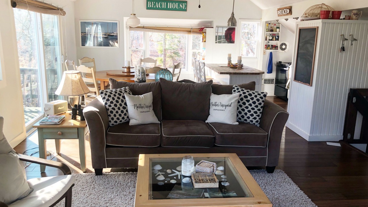 Photo of Livingroom in Edgartown