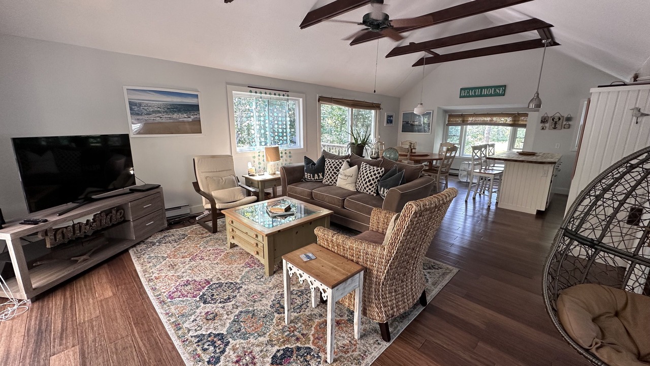 Photo of Livingroom in Edgartown