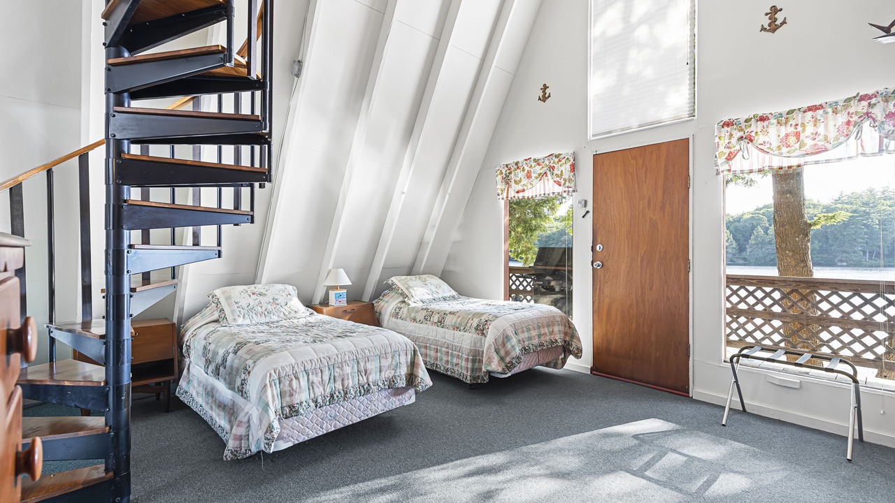 Photo of Bedroom in Barrington