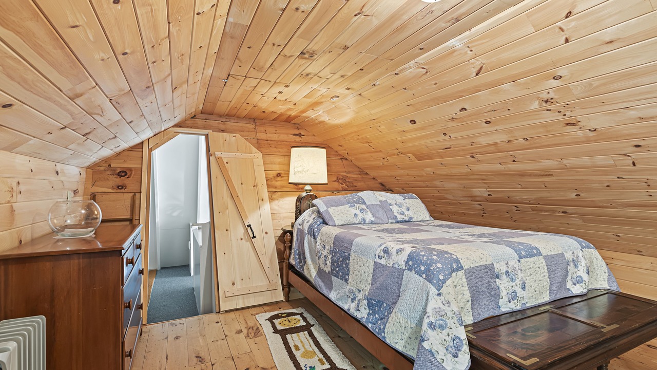 Photo of Bedroom in Barrington