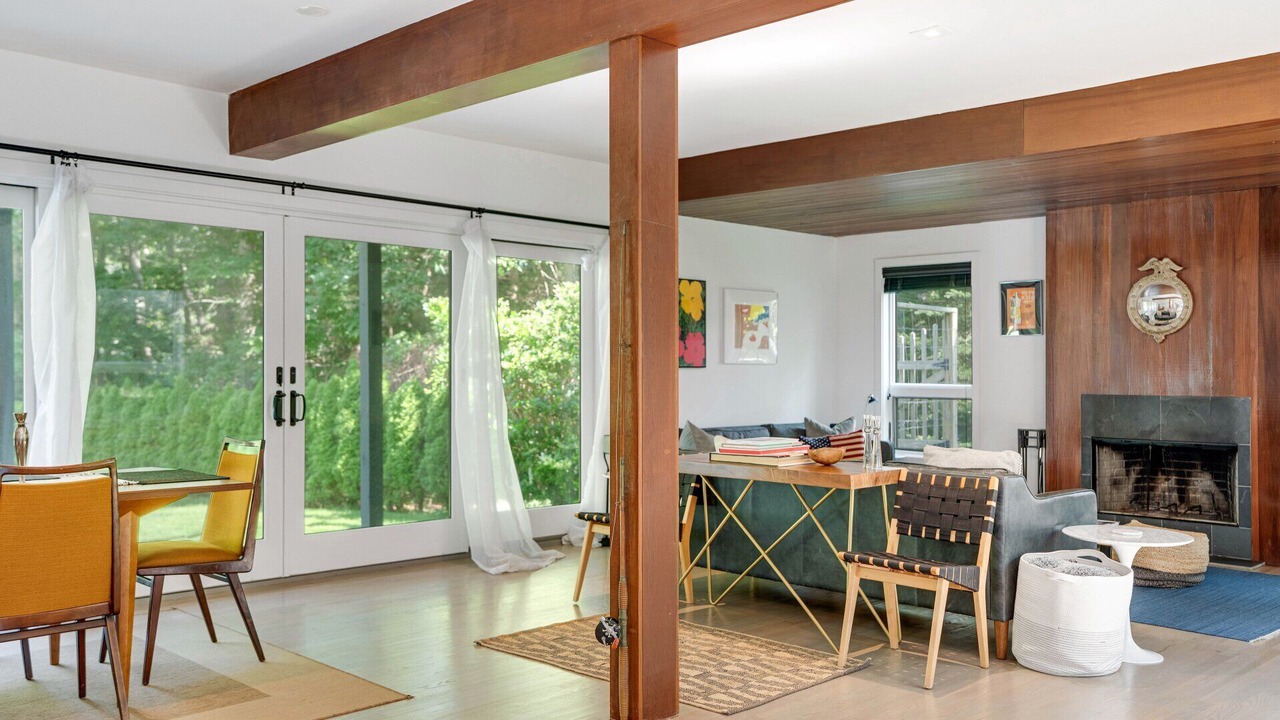 Photo of Livingroom in Springs