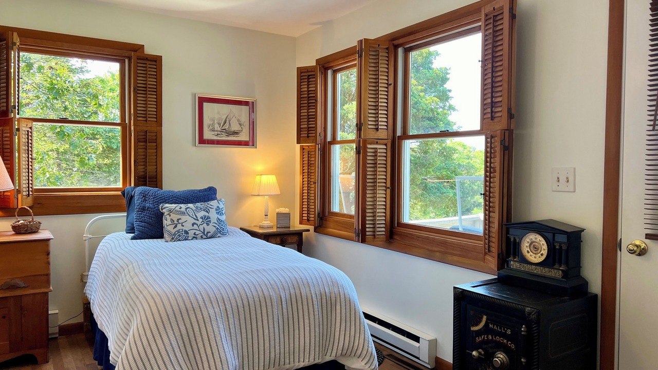 Photo of Bedroom in West Tisbury