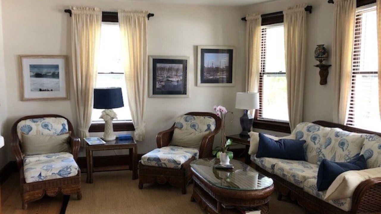 Photo of Livingroom in Avon