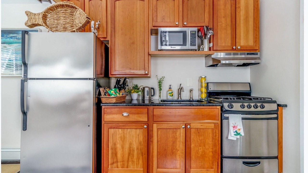 Photo of Kitchen in Bellevue Avenue Historic District