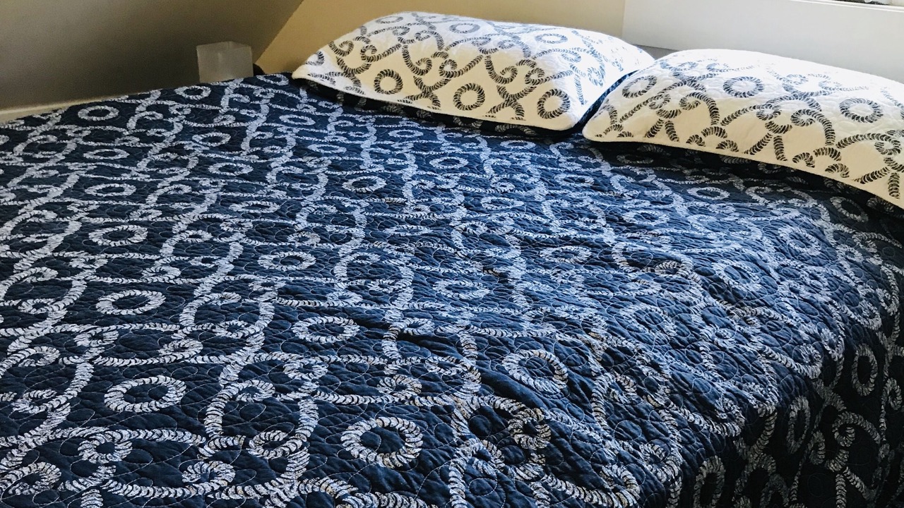 Photo of Bedroom in Bellevue Avenue Historic District