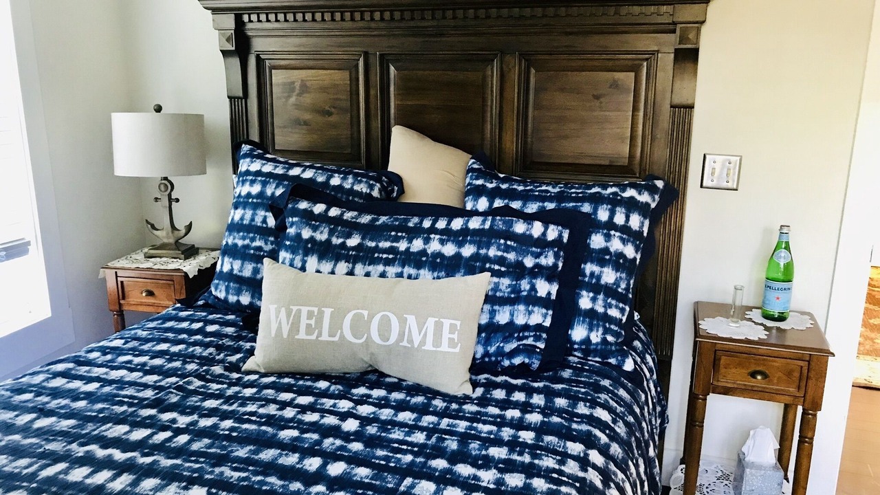 Photo of Bedroom in Bellevue Avenue Historic District