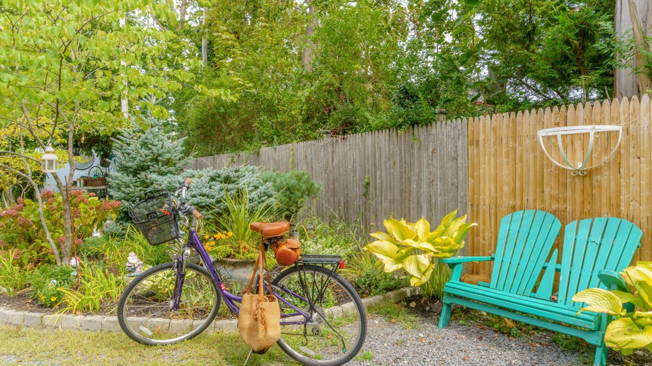 Photo of Outdoor in Bellevue Avenue Historic District
