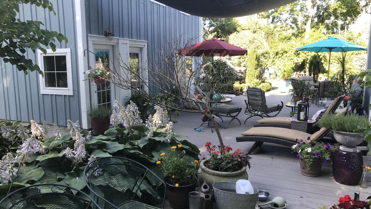 Photo of Patio Balcony in Bellevue Avenue Historic District