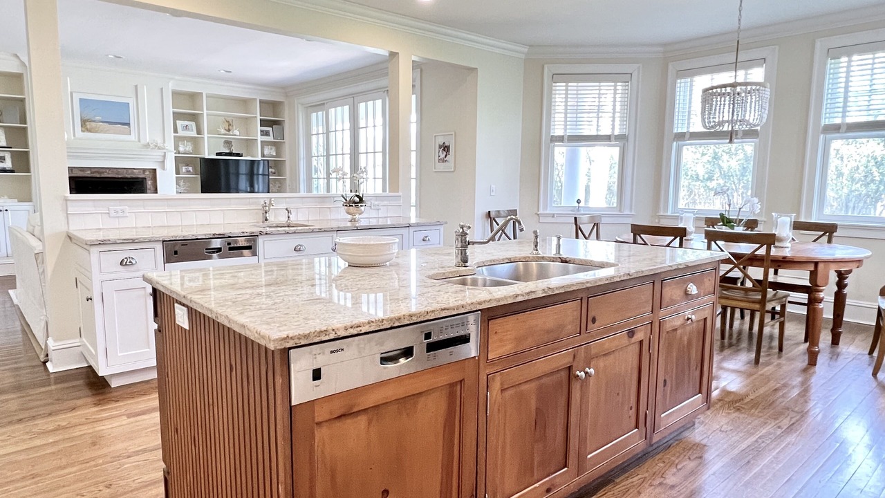 Photo of Kitchen in Village of Southampton