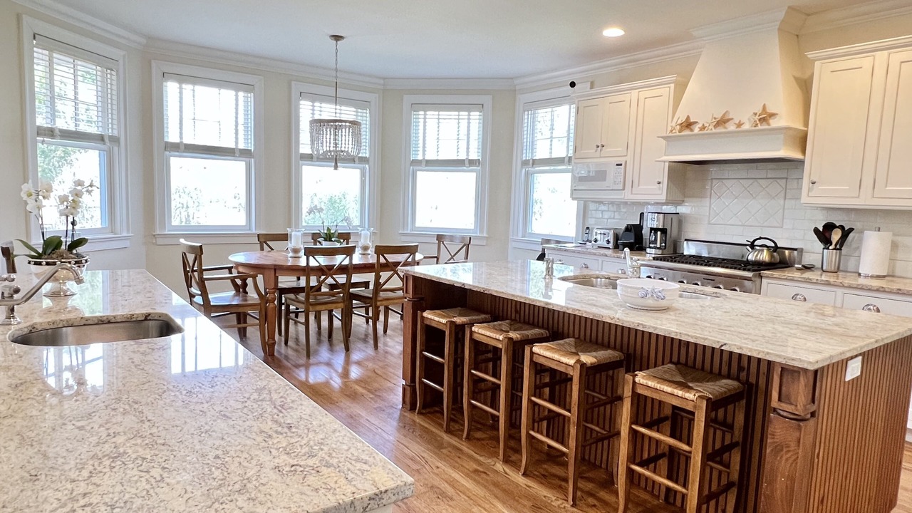 Photo of Kitchen in Village of Southampton