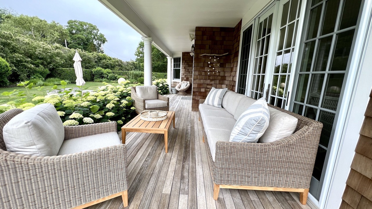 Photo of Patio Balcony in Village of Southampton