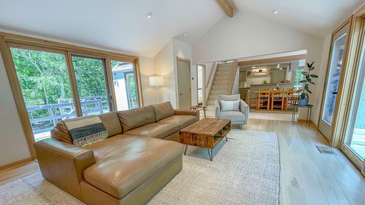 Photo of Livingroom in Edgartown