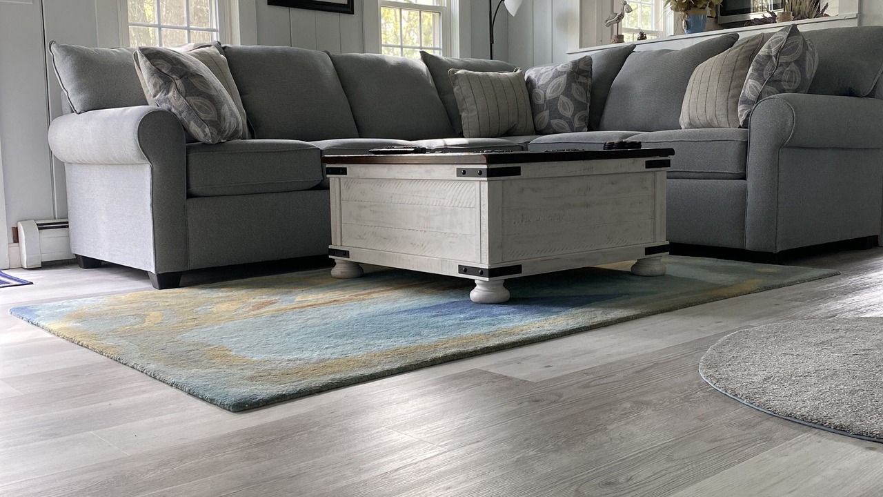 Photo of Livingroom in West Yarmouth