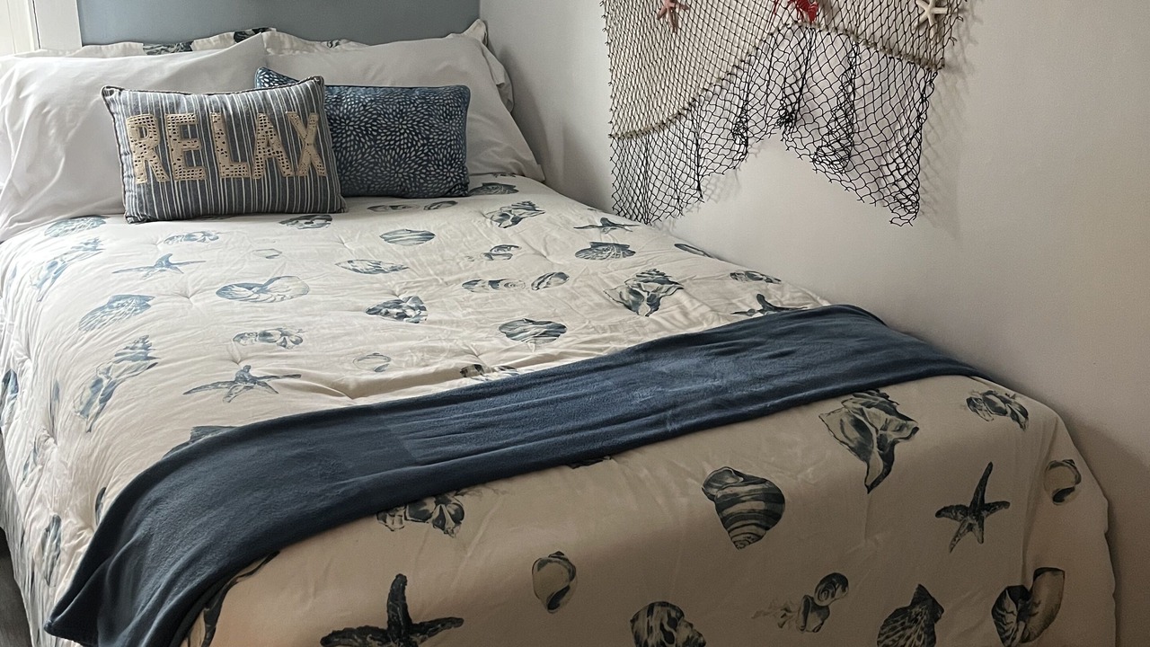 Photo of Bedroom in West Yarmouth