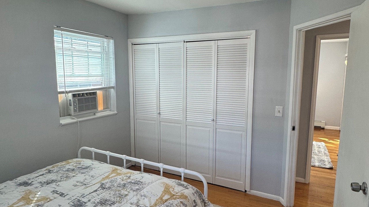 Photo of Bedroom in East Shore