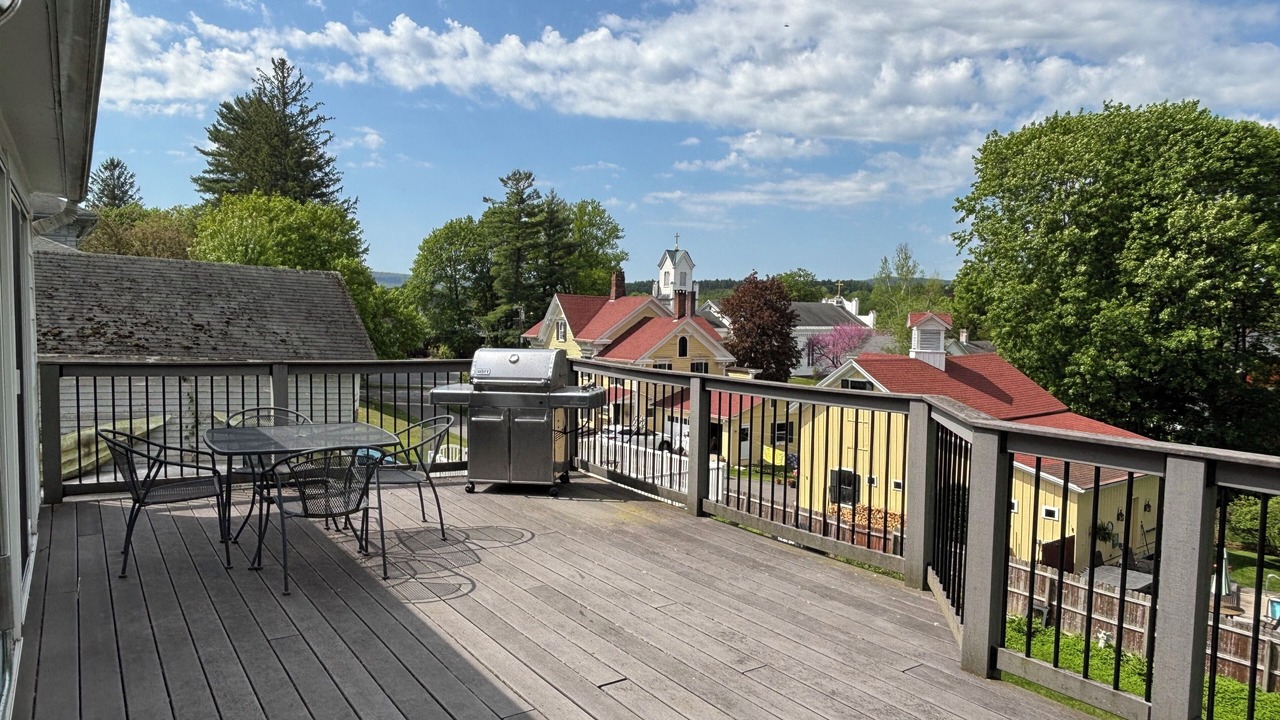 Photo of Outdoor in Lee