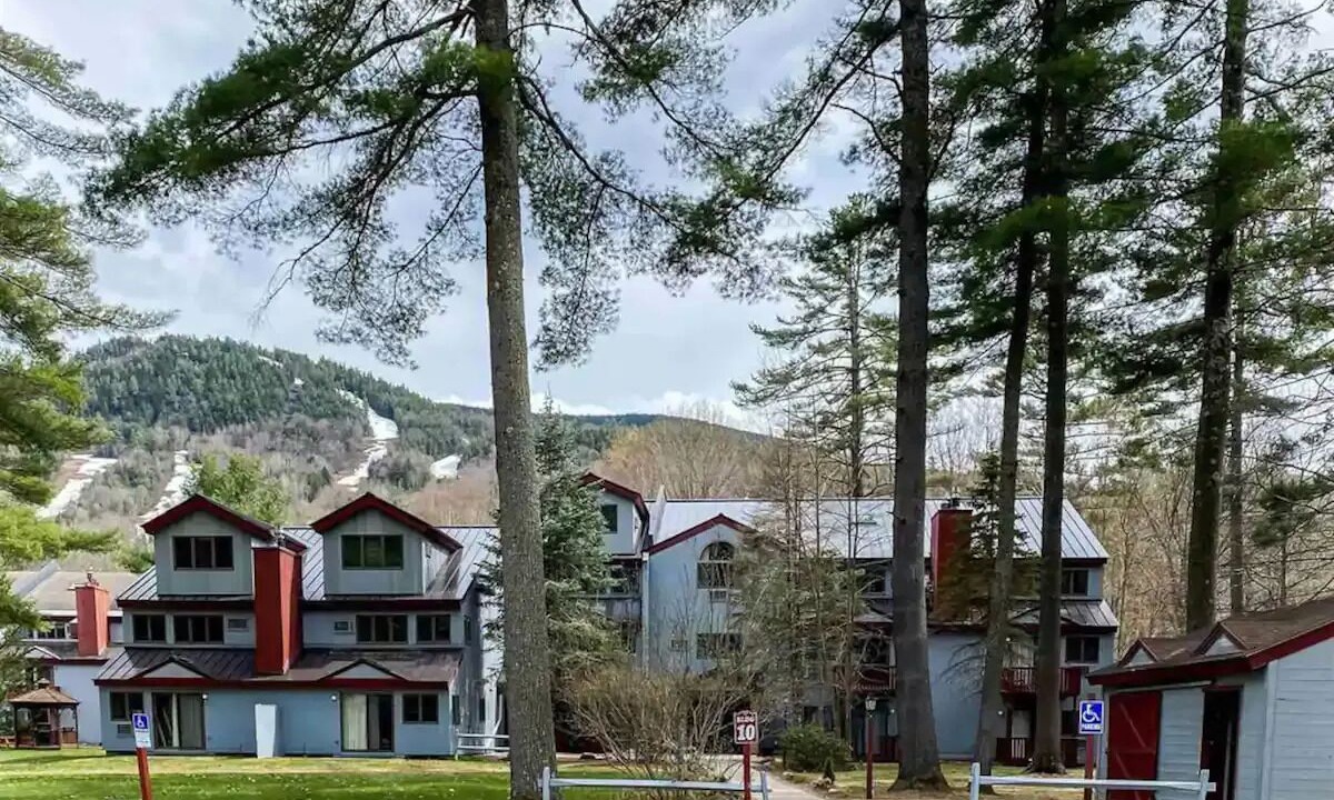 Photo of Others in Bartlett