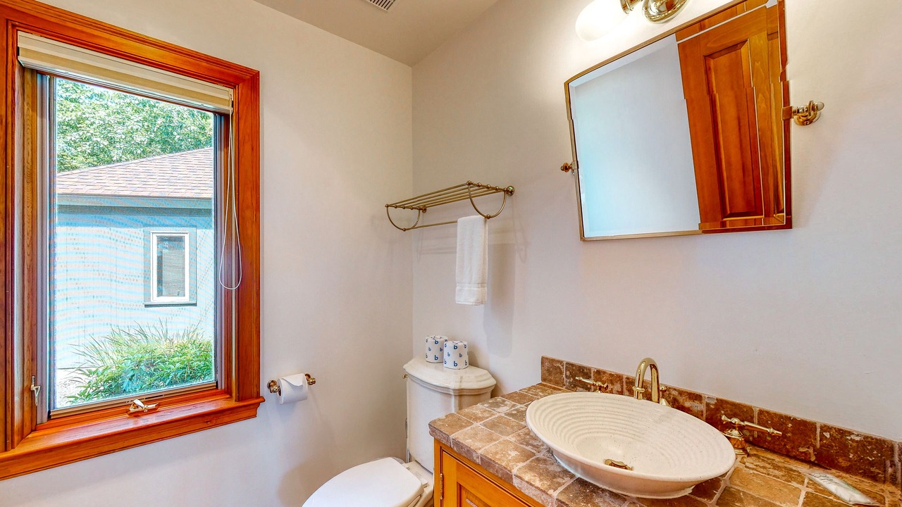 Photo of Bathroom in Isle of Springs