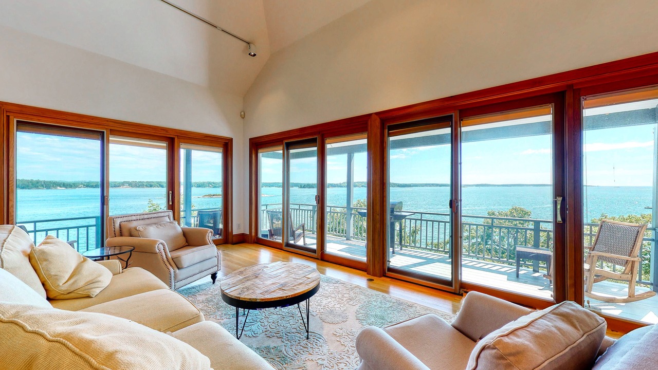 Photo of Livingroom in Isle of Springs