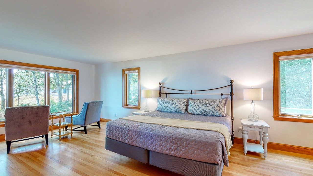 Photo of Bedroom in Isle of Springs