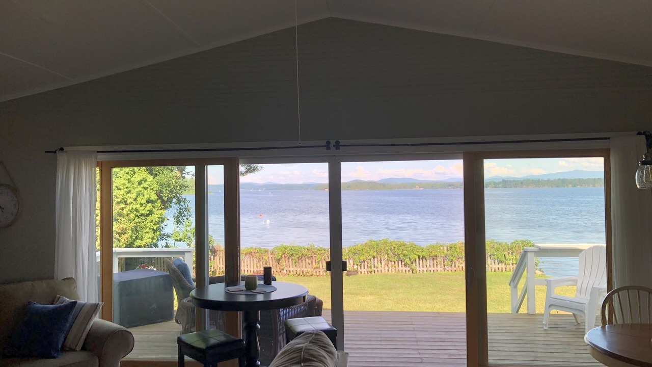 Photo of Livingroom in South Hero