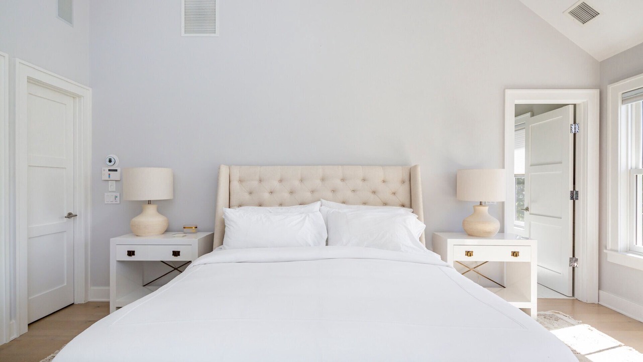 Photo of Bedroom in East Hampton North