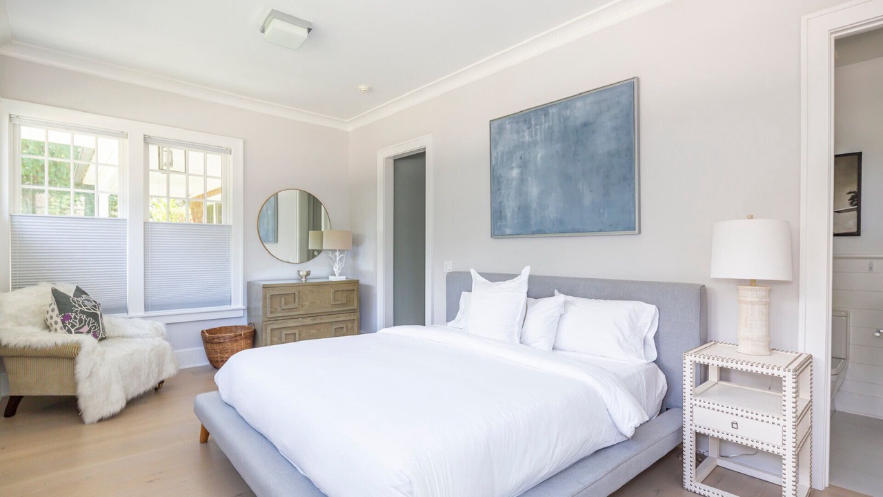 Photo of Bedroom in East Hampton North