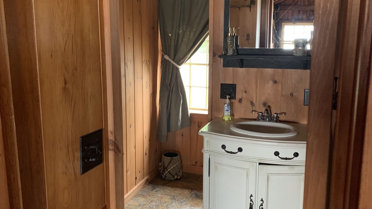 Photo of Bathroom in Meredith