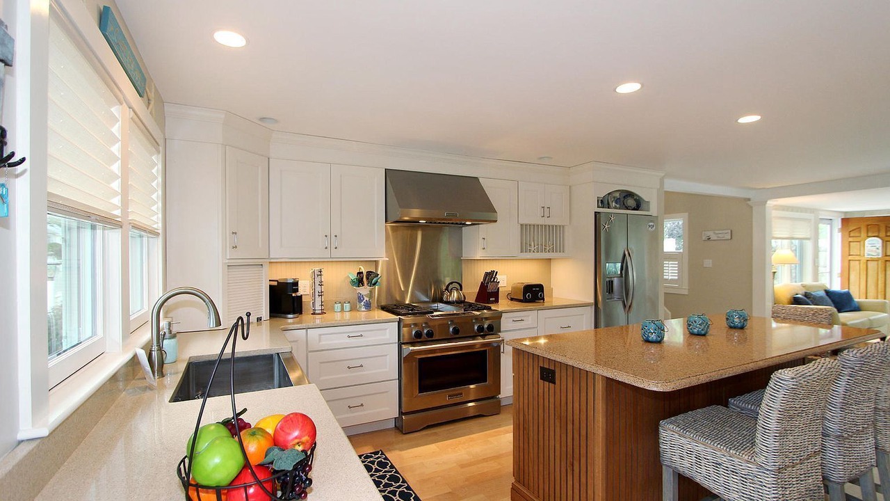 Photo of Kitchen in Popponesset
