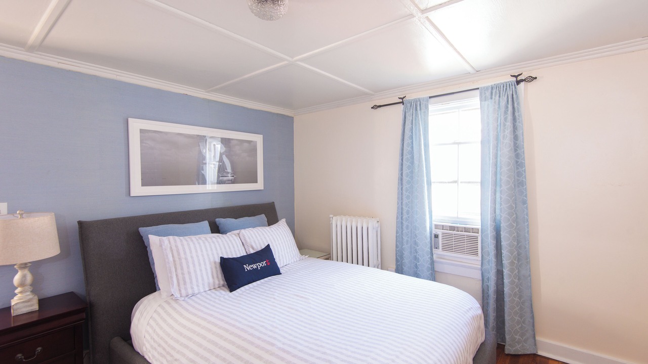 Photo of Bedroom in Historic Hill