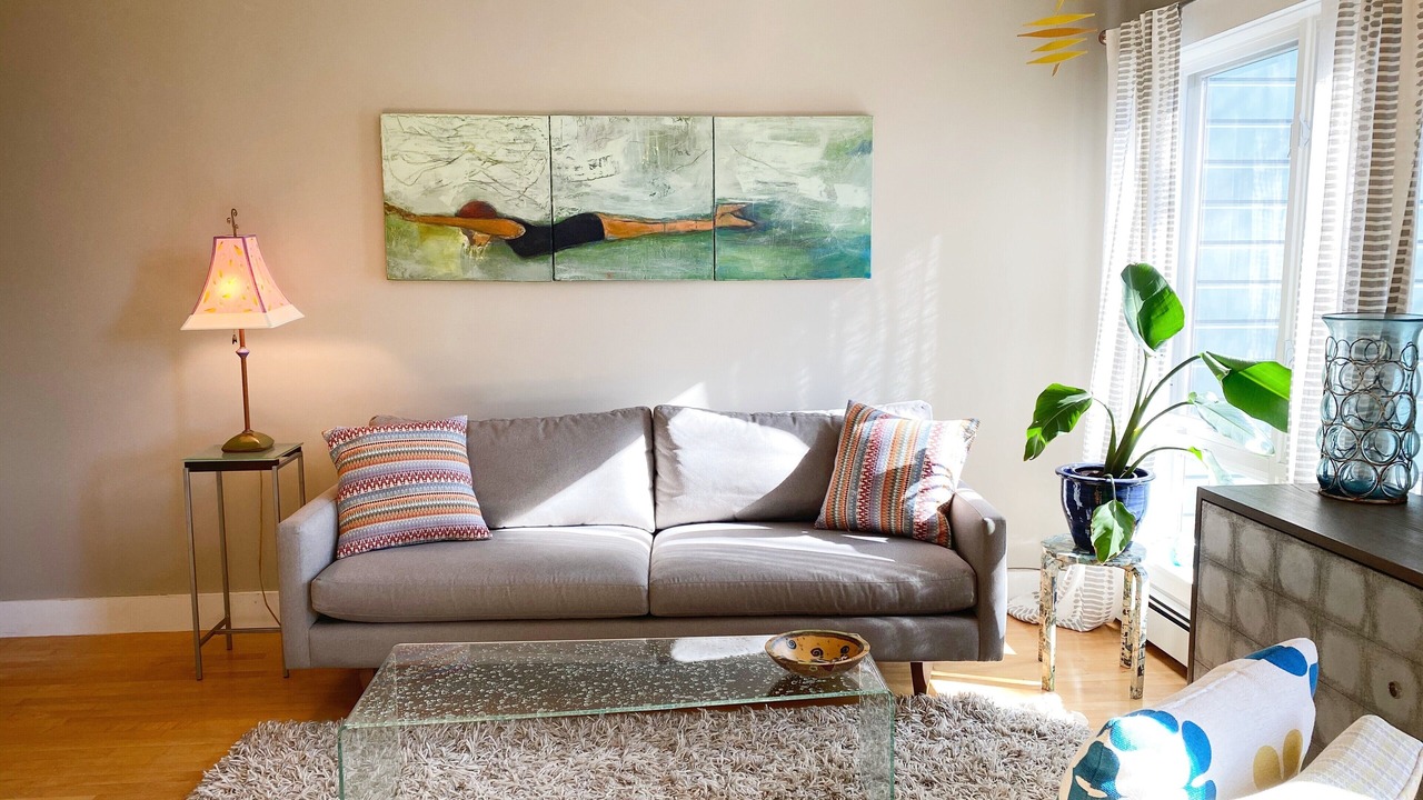 Photo of Livingroom in Ward Two
