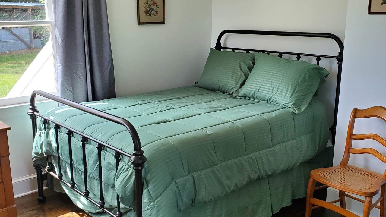 Photo of Bedroom in North Creek